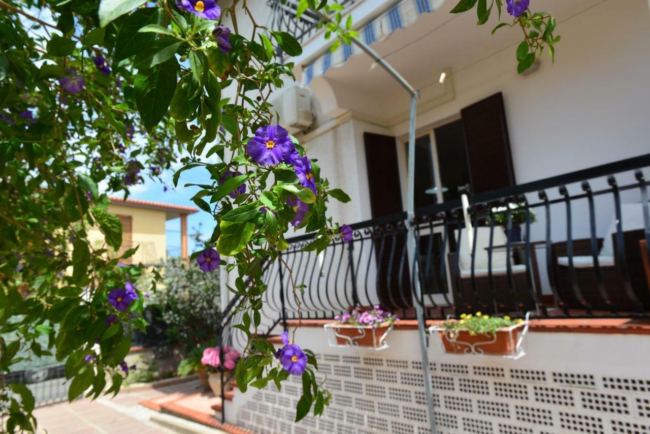 Villa Elisabetta Apartments Pula Buitenkant foto